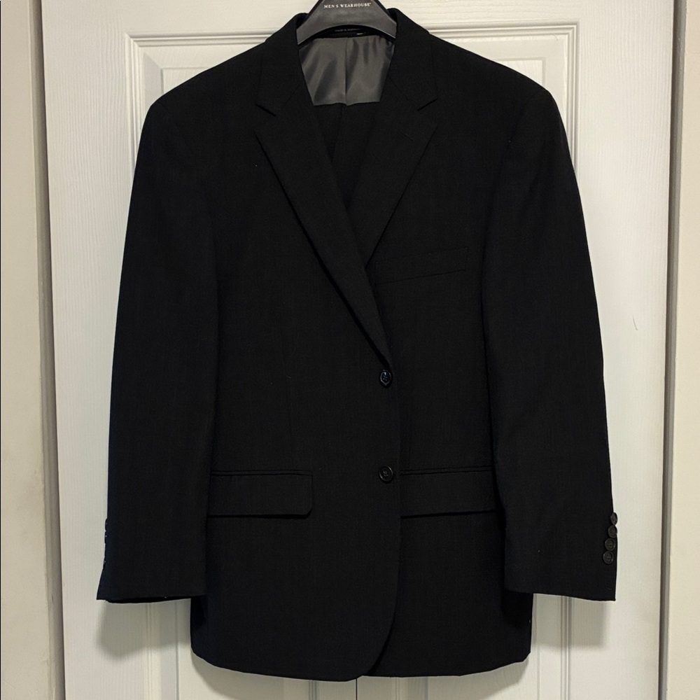 Pronto Uomo Men's Black Two-Button Suit Blazer